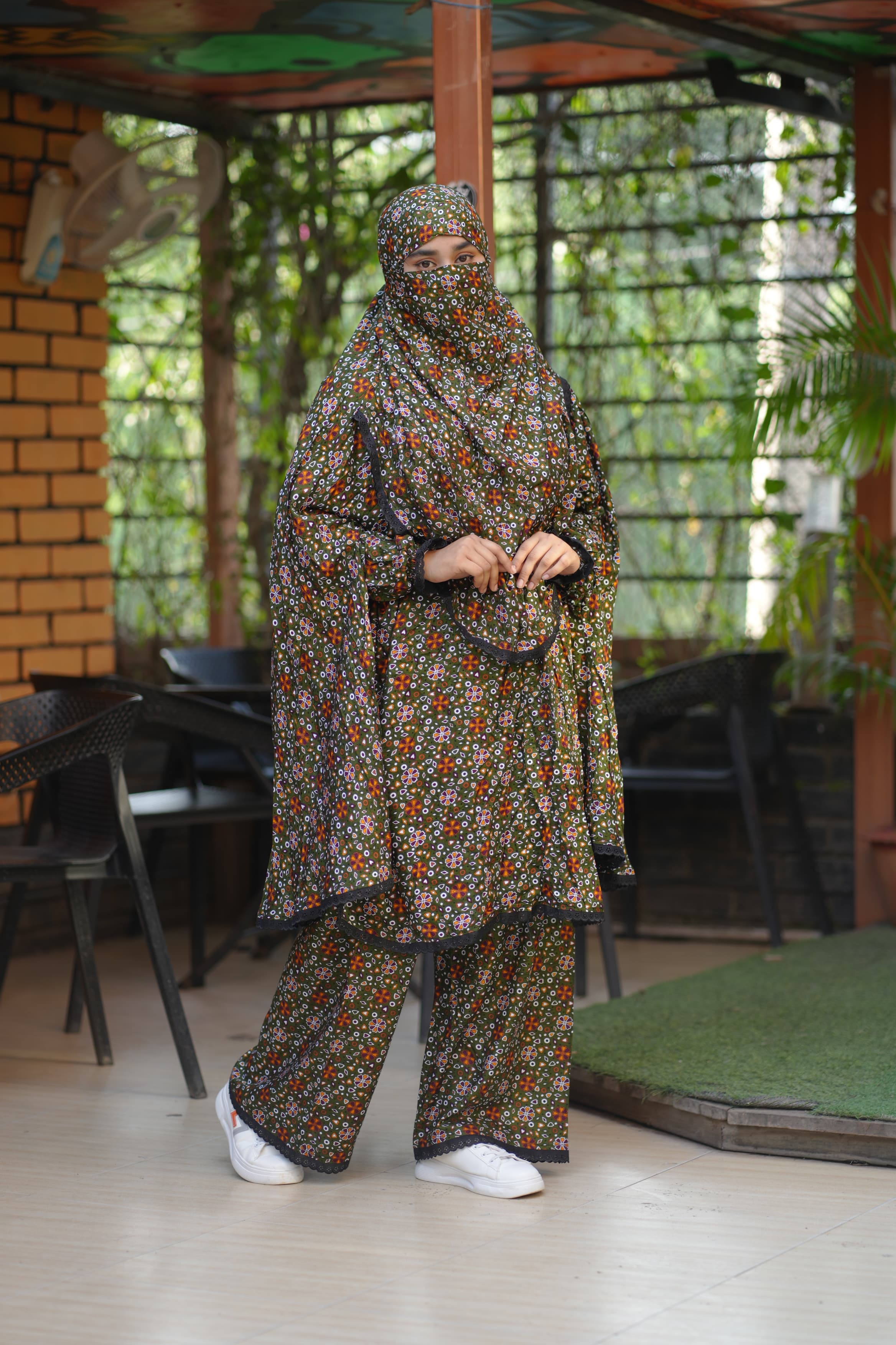 অর্ডার করলেই পাচ্ছেন আকর্ষণীয় গিফট 🥰